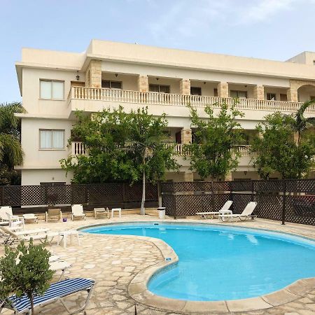 King'S Gardens Apartment Paphos Exteriör bild