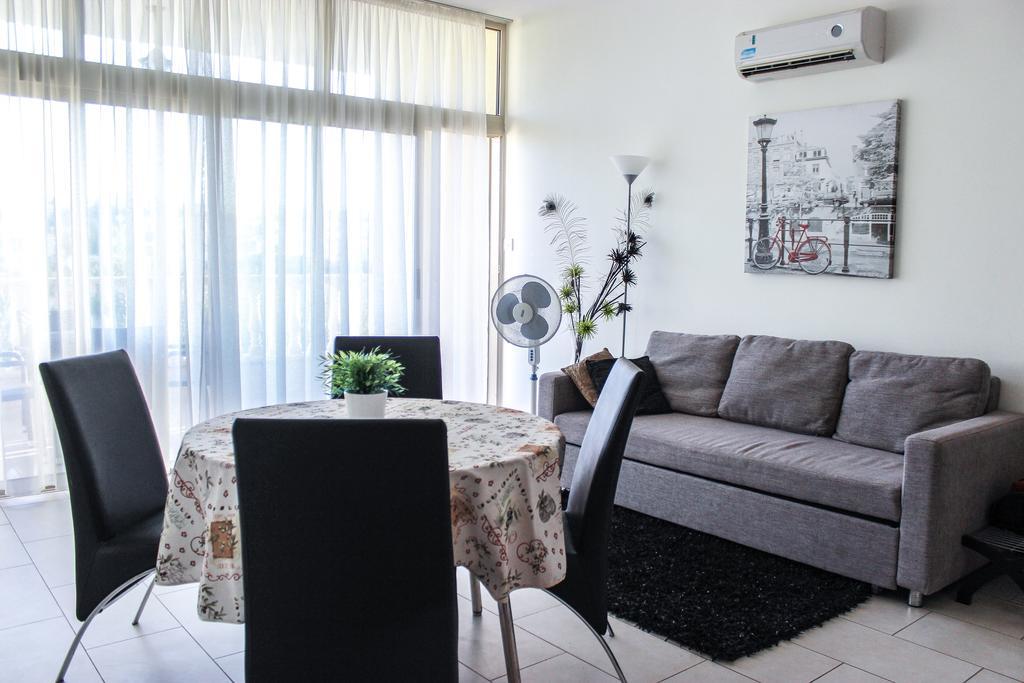 King'S Gardens Apartment Paphos Exteriör bild